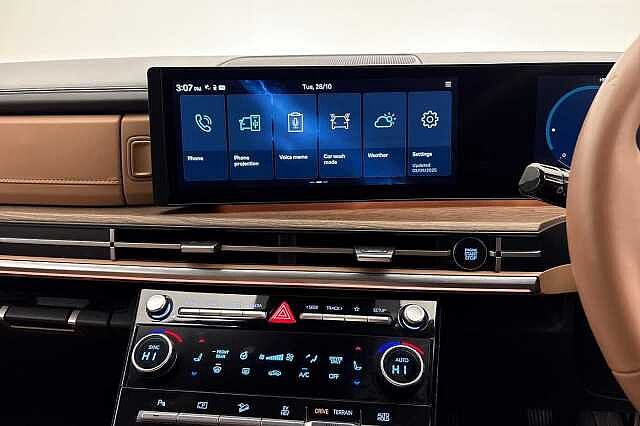 Hyundai Santa Fe 1.6 TGDi Plug-in Hybrid Ultimate 5dr 4WD Auto