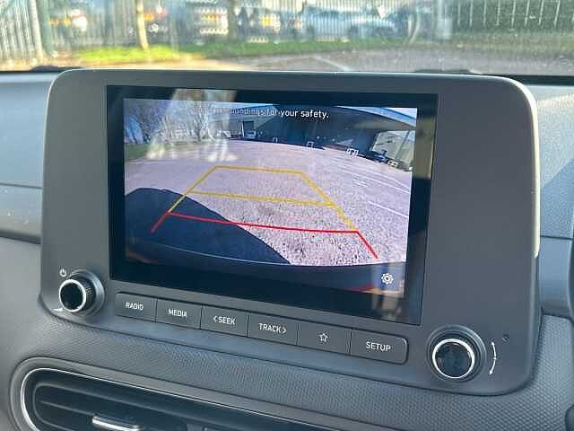 Hyundai KONA 1.0 TGDi 48V MHEV SE Connect 5dr Red