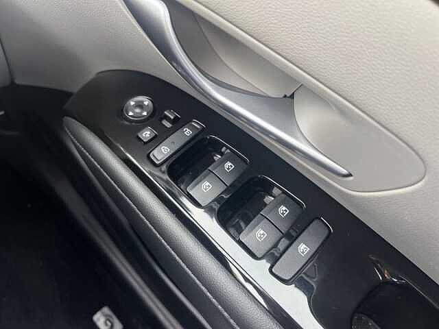 Hyundai TUCSON 1.6 TGDi Plug-in Hybrid Ultimate 5dr 4WD Auto Grey