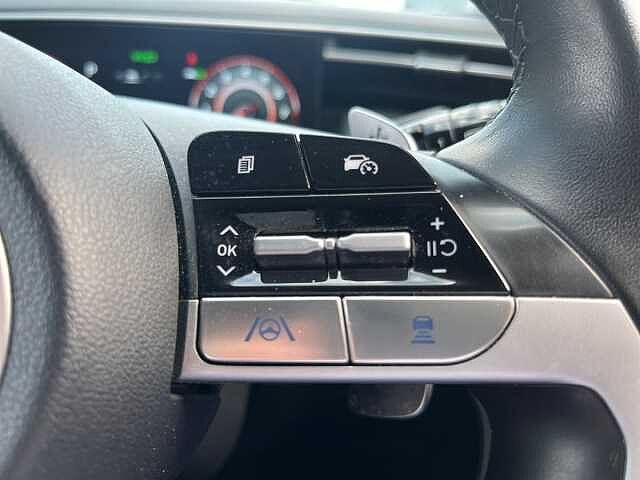 Hyundai TUCSON 1.6 TGDi Plug-in Hybrid Premium 5dr 4WD Auto Red