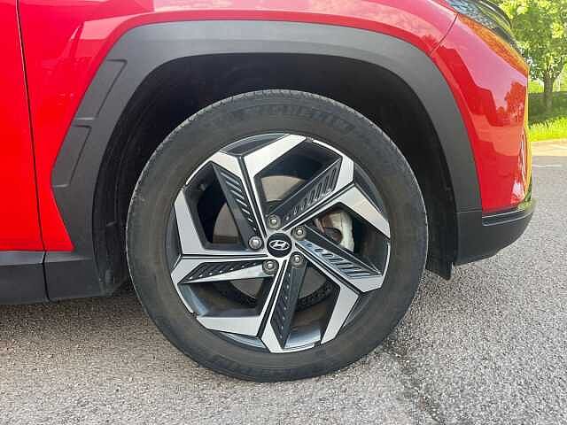 Hyundai TUCSON 1.6 TGDi Plug-in Hybrid Premium 5dr 4WD Auto Red