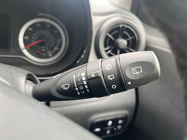 Hyundai i10 1.0 MPi SE Connect 5dr