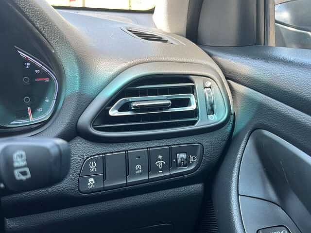 Hyundai i30 1.0T GDi Premium 5dr DCT