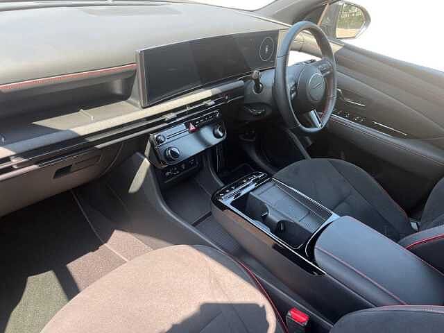 Hyundai TUCSON 1.6T Hybrid N Line 5dr Auto Silver