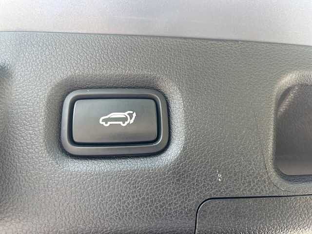 Hyundai Santa Fe 1.6 TGDi Hybrid Ultimate 5dr Auto