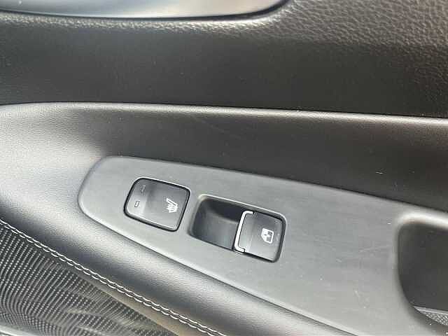 Hyundai Santa Fe 1.6 TGDi Hybrid Ultimate 5dr Auto