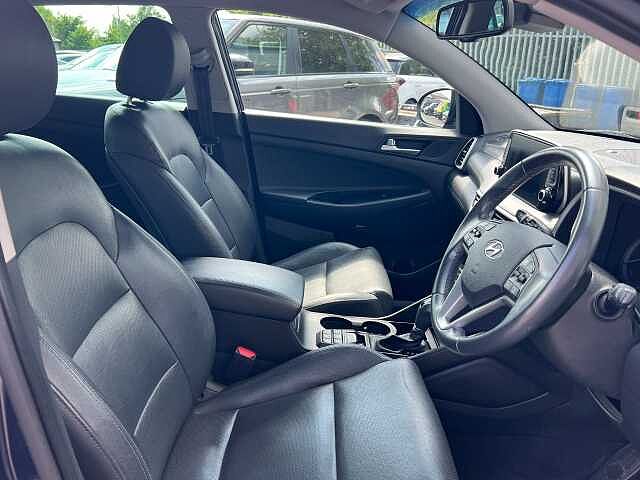 Hyundai Tucson 2.0 CRDi 48V MHD Premium 5dr 4WD DCT