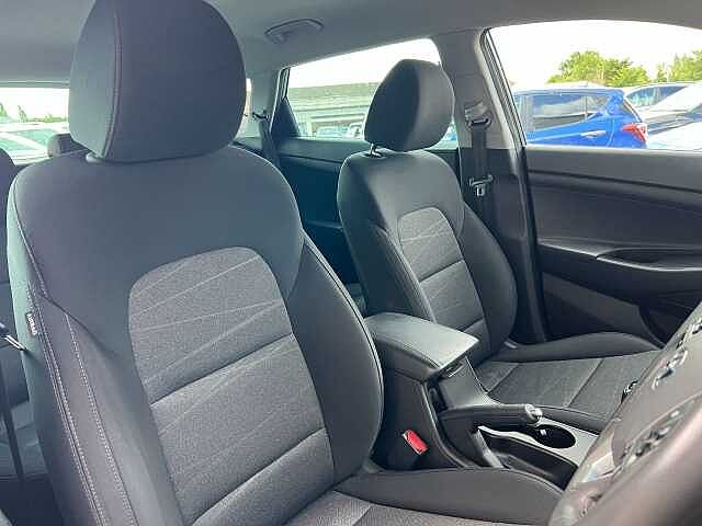 Hyundai TUCSON 1.6 GDi SE Nav 5dr 2WD Grey