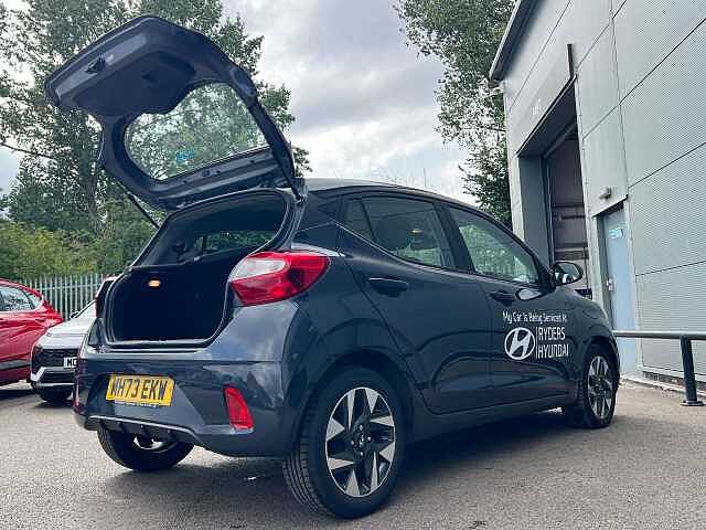 Hyundai i10 1.0 Advance 5dr
