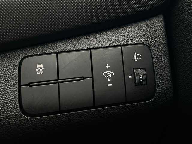 Hyundai I10 1.0 SE 5dr Red