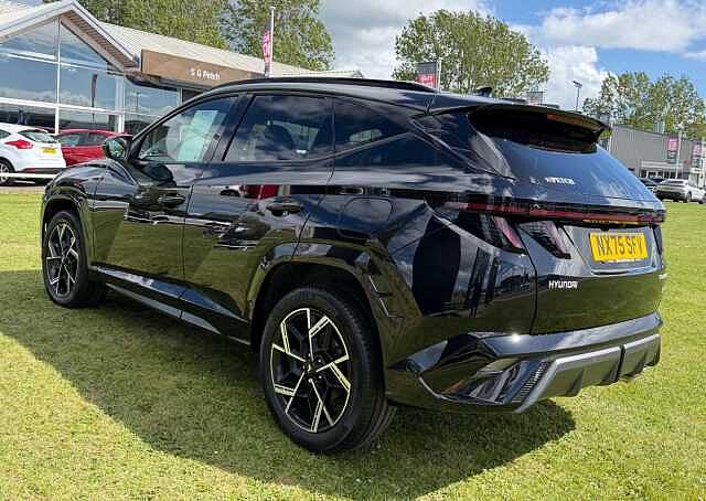 Hyundai TUCSON 1.6T Hybrid N Line 5dr Auto Black