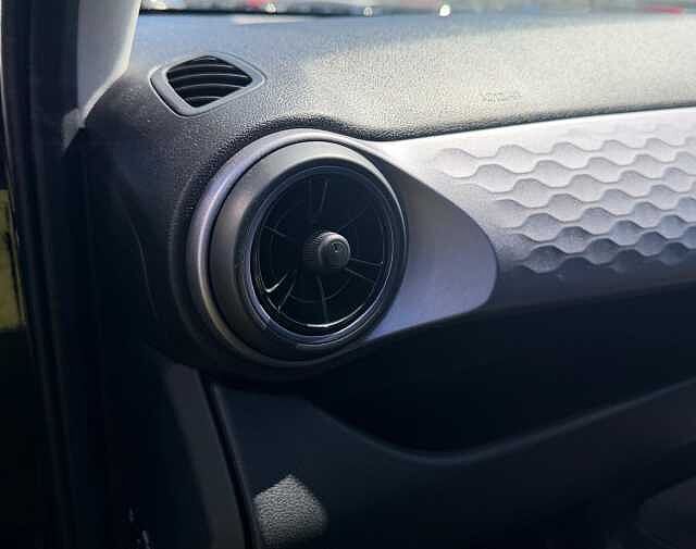 Hyundai I10 1.0 [63] Premium 5dr [Nav] Black