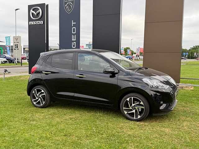 Hyundai I10 1.2 [79] Premium 5dr [Nav] Black
