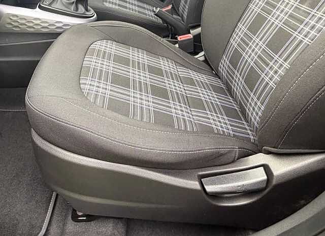 Hyundai I10 1.2 [79] Premium 5dr [Nav] Black