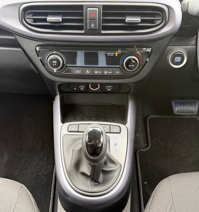 Hyundai i10 1.2 [79] Premium 5dr Auto [Nav]