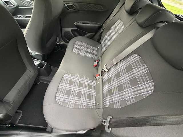 Hyundai i10 1.2 [79] Premium 5dr Auto [Nav]
