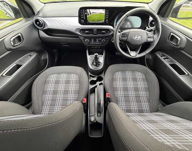 Hyundai i10 1.2 [79] Premium 5dr Auto [Nav]