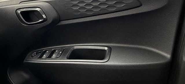 Hyundai I10 1.0 [63] Advance 5dr Auto [Nav] Red