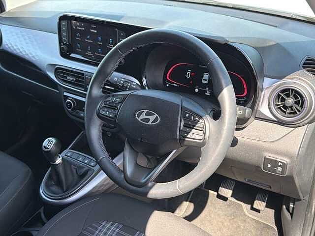 Hyundai i10 1.0 [63] Premium 5dr [Nav]