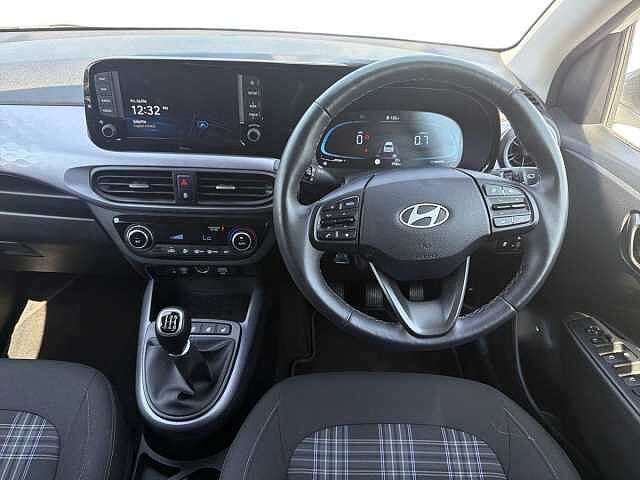 Hyundai i10 1.0 [63] Premium 5dr [Nav]