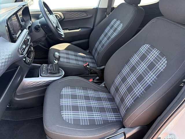 Hyundai i10 1.0 [63] Premium 5dr [Nav]