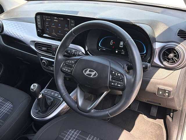 Hyundai i10 1.0 [63] Premium 5dr [Nav]