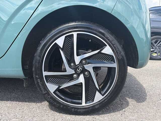 Hyundai i10 1.2 [79] Premium 5dr Auto [Nav]