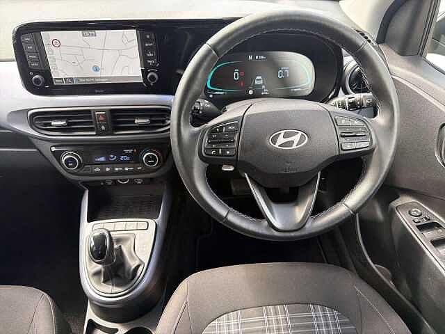 Hyundai i10 1.2 [79] Premium 5dr Auto [Nav]