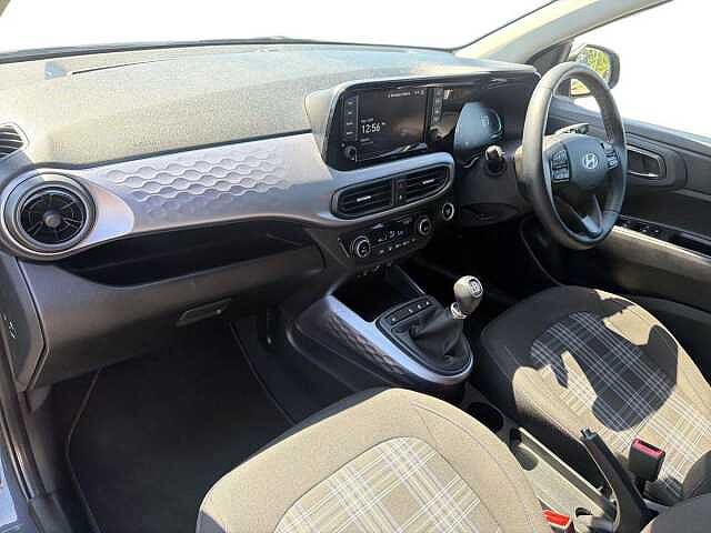 Hyundai i10 1.0 [63] Premium 5dr [Nav]