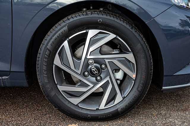 Hyundai i20 1.0T GDi Advance 5dr