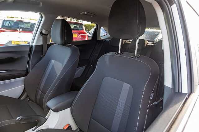 Hyundai i20 1.0T GDi 90 Tech Line 5dr