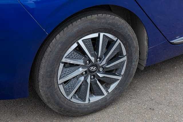 Hyundai IONIQ 100kW Premium 38kWh 5dr Auto