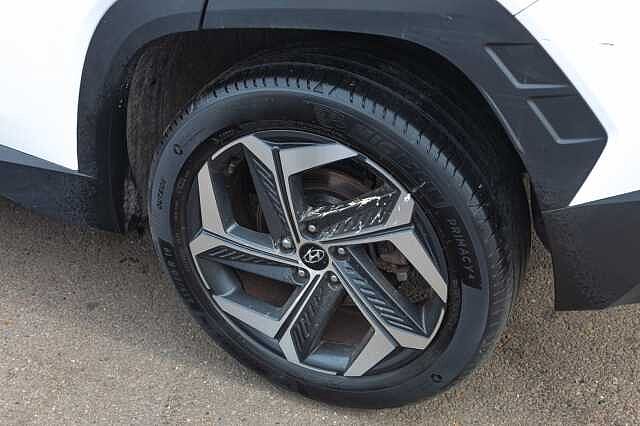 Hyundai TUCSON 1.6 TGDi Hybrid 230 Premium 5dr 2WD Auto White