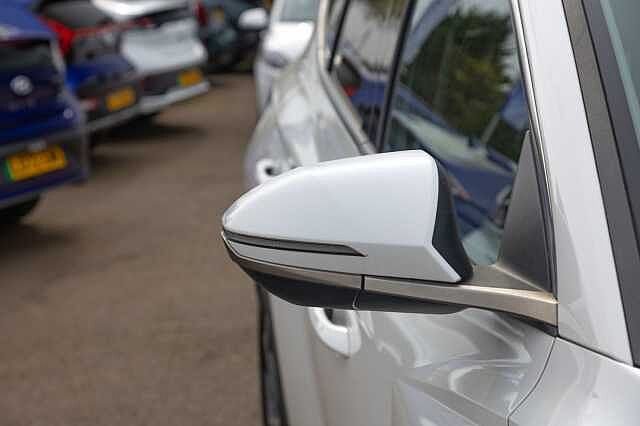 Hyundai TUCSON 1.6 TGDi Hybrid 230 Premium 5dr 2WD Auto White