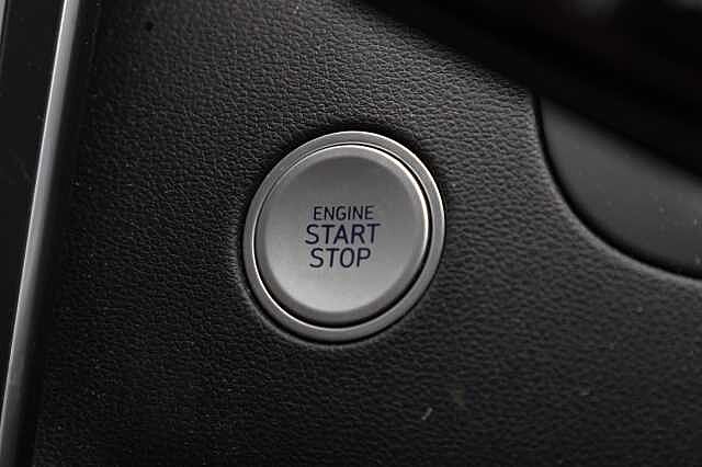 Hyundai TUCSON 1.6 TGDi Hybrid 230 Premium 5dr 2WD Auto White