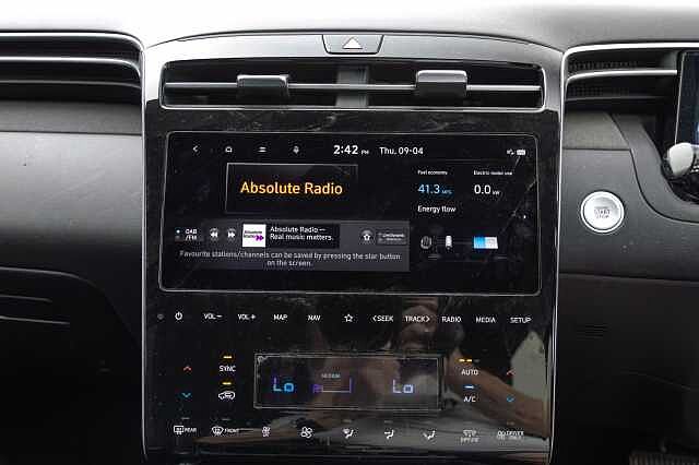 Hyundai TUCSON 1.6 TGDi Hybrid 230 Premium 5dr 2WD Auto White