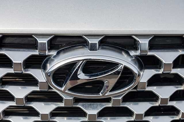 Hyundai SANTA FE 1.6 TGDi Hybrid Premium 5dr Auto Silver