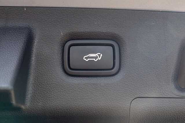 Hyundai SANTA FE 1.6 TGDi Hybrid Premium 5dr Auto Silver