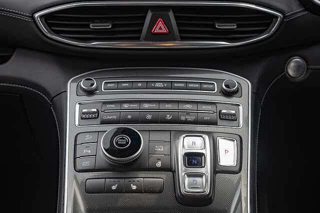 Hyundai SANTA FE 1.6 TGDi Hybrid Premium 5dr Auto Silver