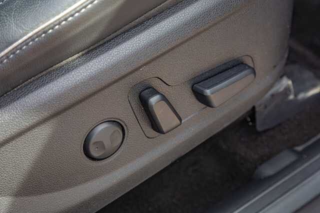 Hyundai SANTA FE 1.6 TGDi Hybrid Premium 5dr Auto Silver