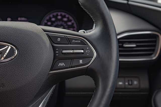 Hyundai SANTA FE 1.6 TGDi Hybrid Premium 5dr Auto Silver