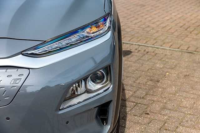 Hyundai KONA 150kW Premium 64kWh 5dr Auto Grey