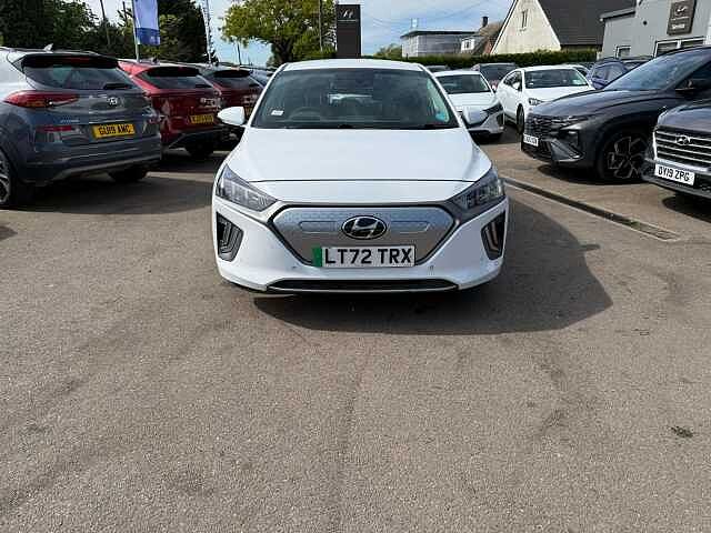 Hyundai IONIQ 100kW Premium SE 38kWh 5dr Auto White