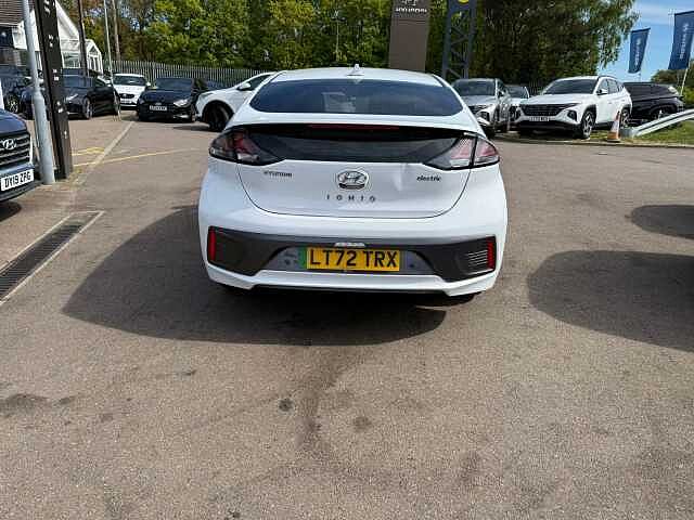 Hyundai IONIQ 100kW Premium SE 38kWh 5dr Auto White
