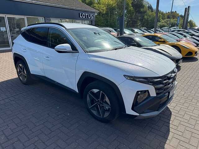Hyundai TUCSON 1.6T Premium 5dr White