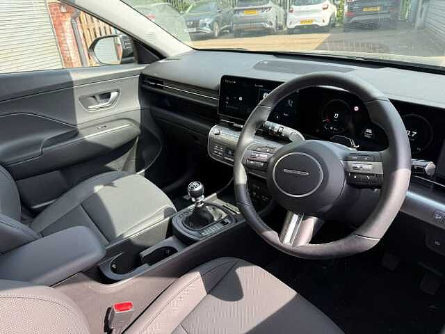 Hyundai KONA 1.6T 138 Ultimate 5dr Black