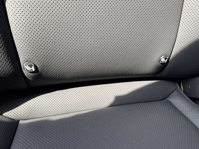 Hyundai KONA 1.6T 138 Ultimate 5dr Black