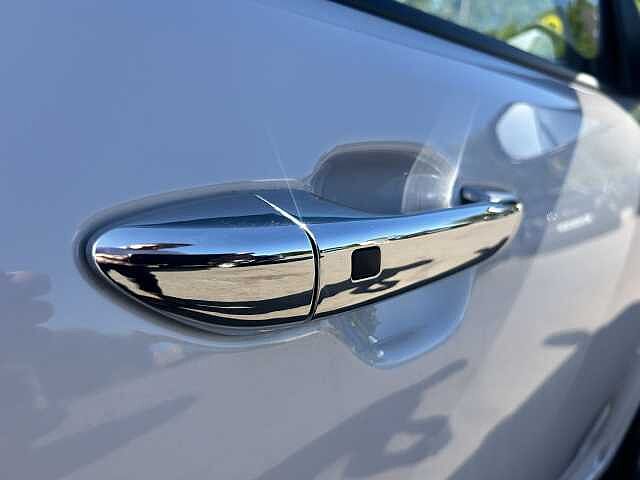 Hyundai i10 1.2 [79] Premium 5dr Auto [Nav]