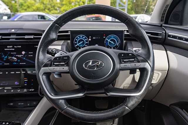Hyundai TUCSON 1.6 TGDi Hybrid 230 Ultimate 5dr 2WD Auto White