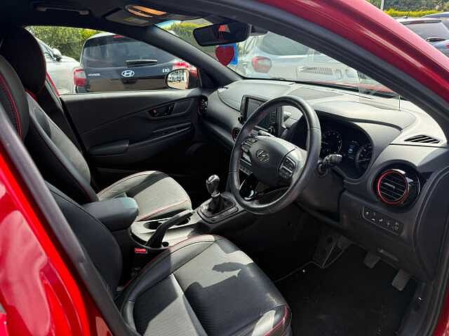 Hyundai KONA 1.0T GDi Blue Drive Premium SE 5dr Red
